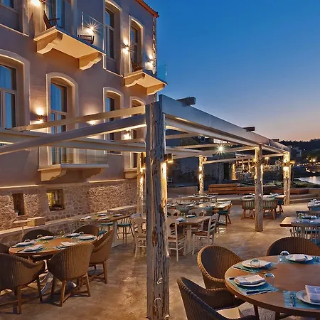 Готель Thalassa Boutique (adults Only) 4*