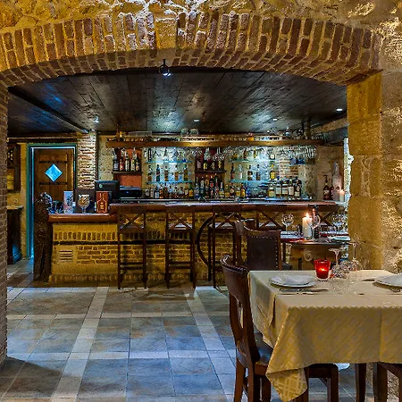 فندق Thalassa Boutique (adults Only)