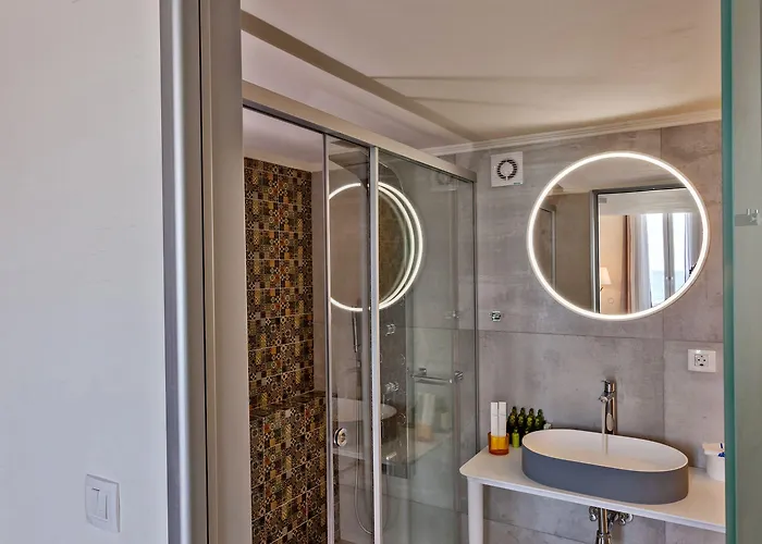 Thalassa Boutique (adults Only) מלון