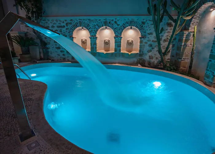 מלון Thalassa Boutique (adults Only) 4*