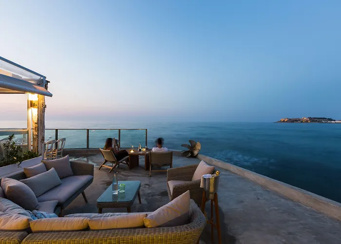 מלון Thalassa Boutique (adults Only) 4*